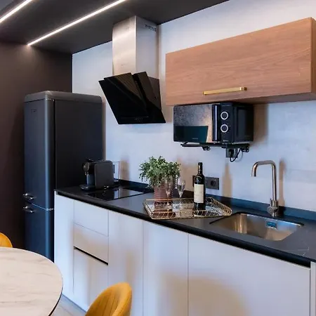 Urbanlux Olimpia Sleep & Park Apartment